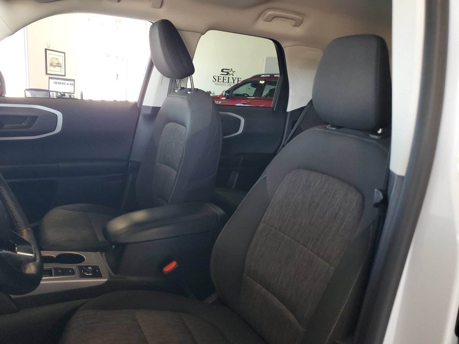Used 2023 White Ford Big Bend image 14