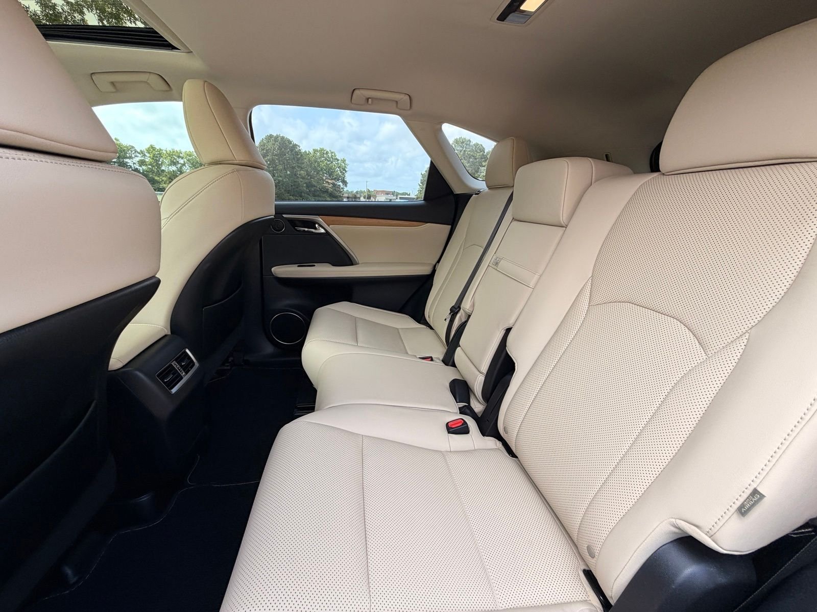 Used 2021 White Pearl Lexus 350L image 14