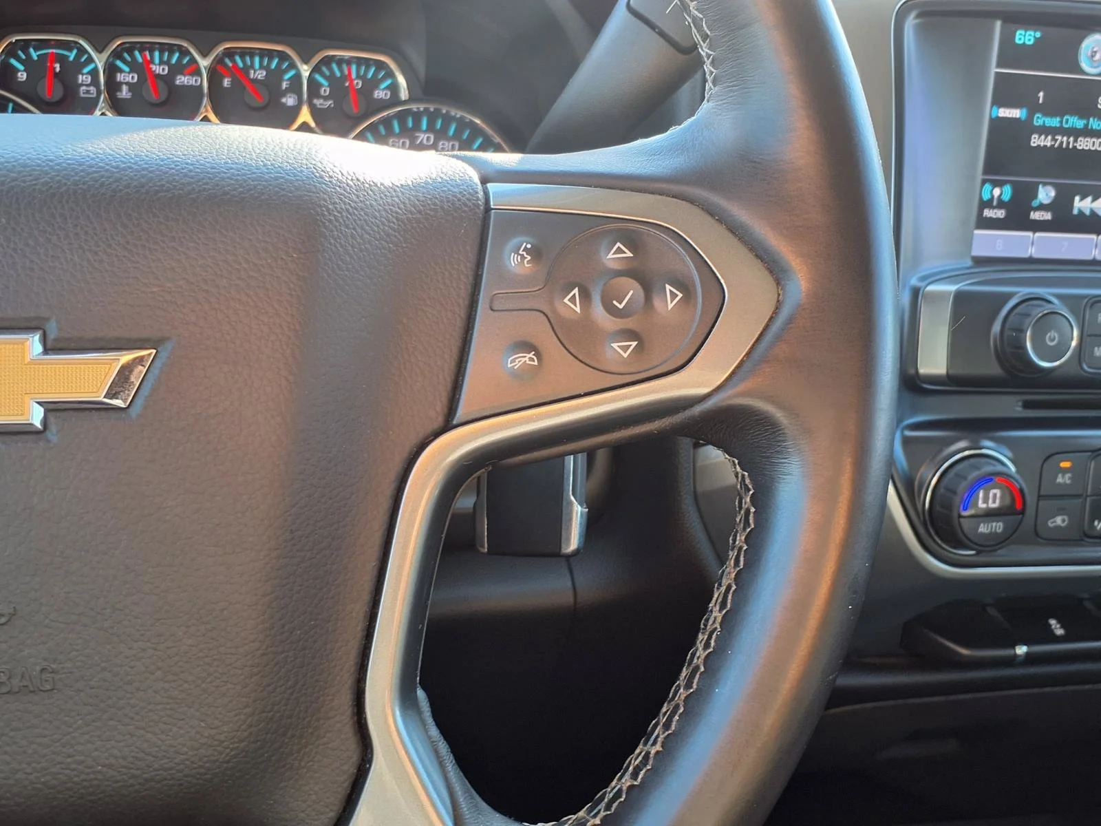 Used 2017 White Chevrolet LT image 19