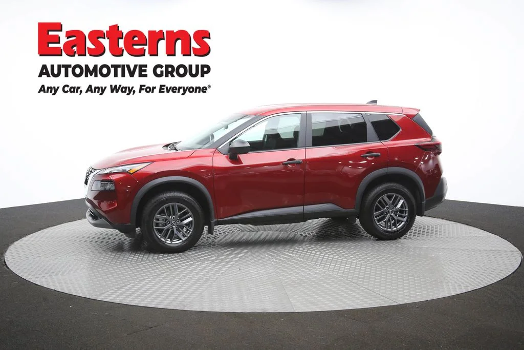 Used 2023 Red Nissan S image 57