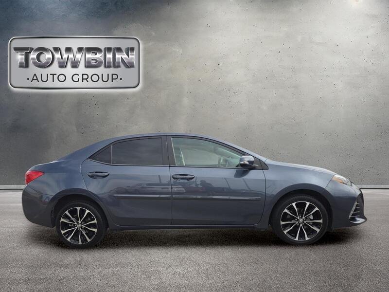 Used 2018 Slate Metallic TOYOTA XSE CVT image 3