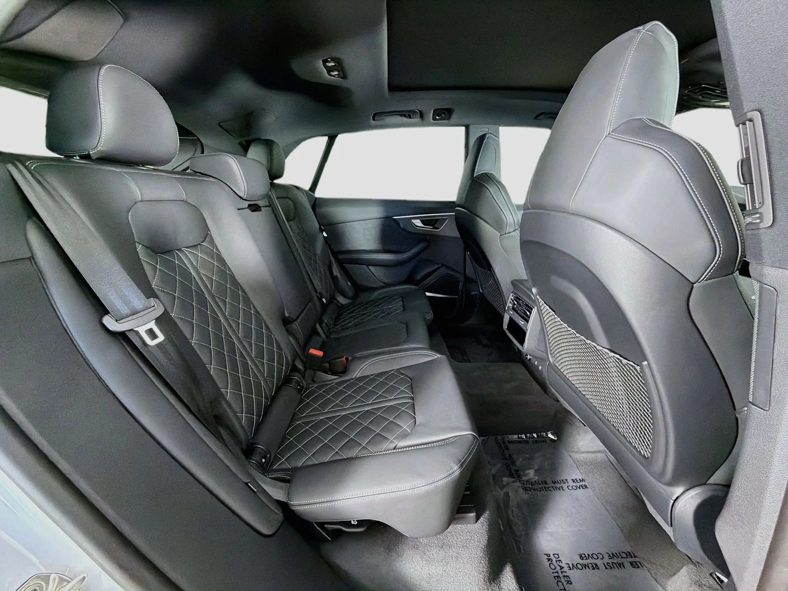 New 2026 White Audi 4.0T Premium Plus image 29
