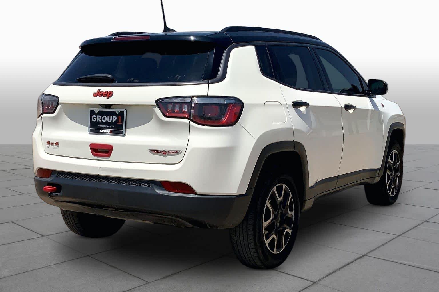 Used 2019 White Clearcoat Jeep Trailhawk image 13