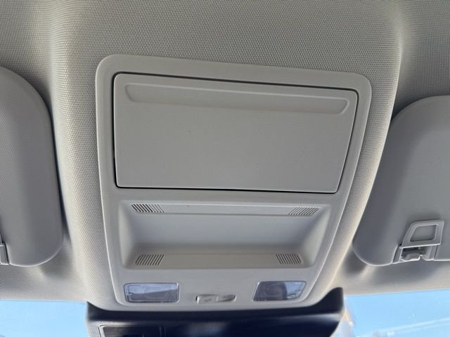 New 2026 Velocity Blue Metallic Ford Outer Banks image 40