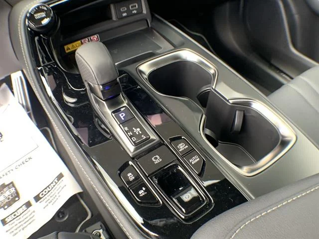 2026 Lexus NX PHEV 450h+ - Photo 20