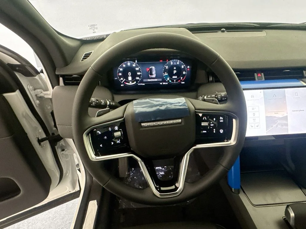 New 2026 Fuji White Land Rover Landmark image 11