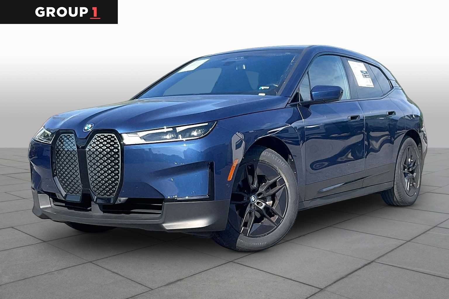 2023 BMW iX xDrive50's photo