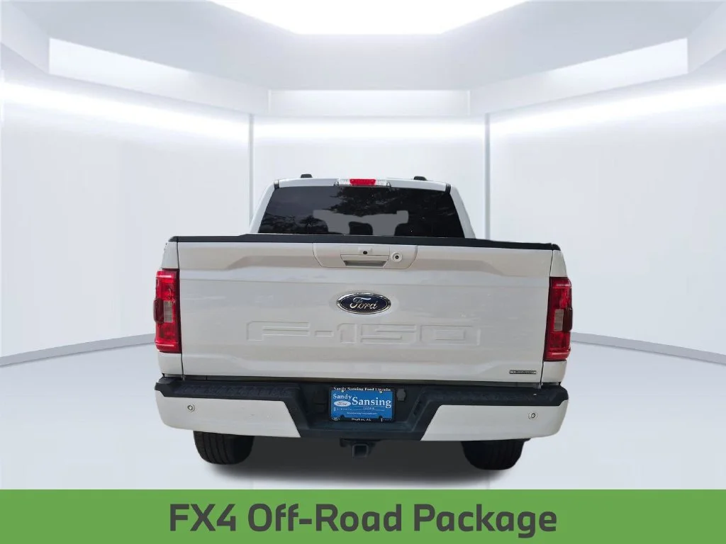 Used 2023 White Ford XLT image 5