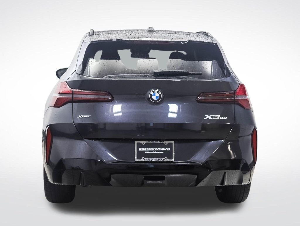 New 2026 Dark Graphite BMW 30 xDrive image 4