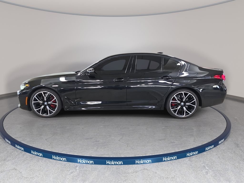 Certified Used 2023 Black Sapphire Metallic BMW 530i image 11