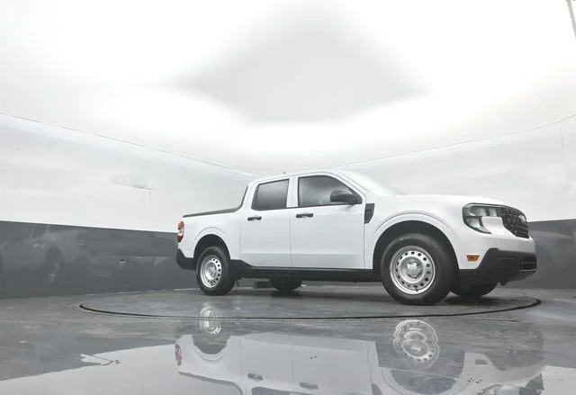 New 2026 Oxford White Ford XL image 32