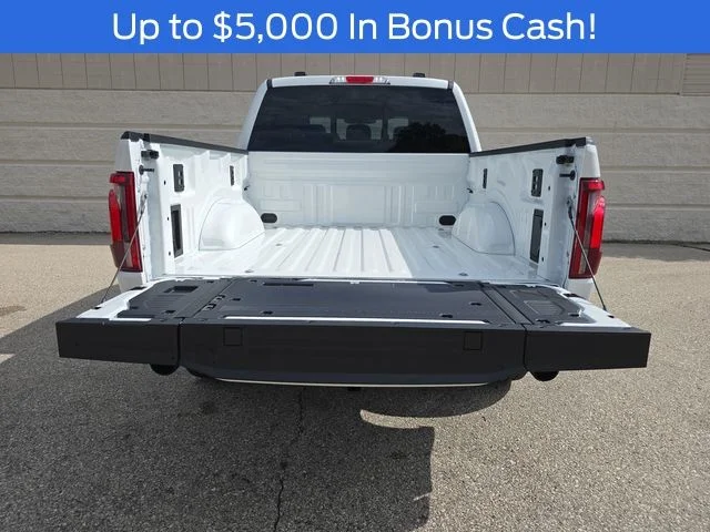 New 2026 White Ford Lariat image 34