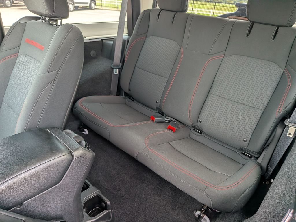 Used 2021 Bright White Clearcoat Jeep Rubicon image 33