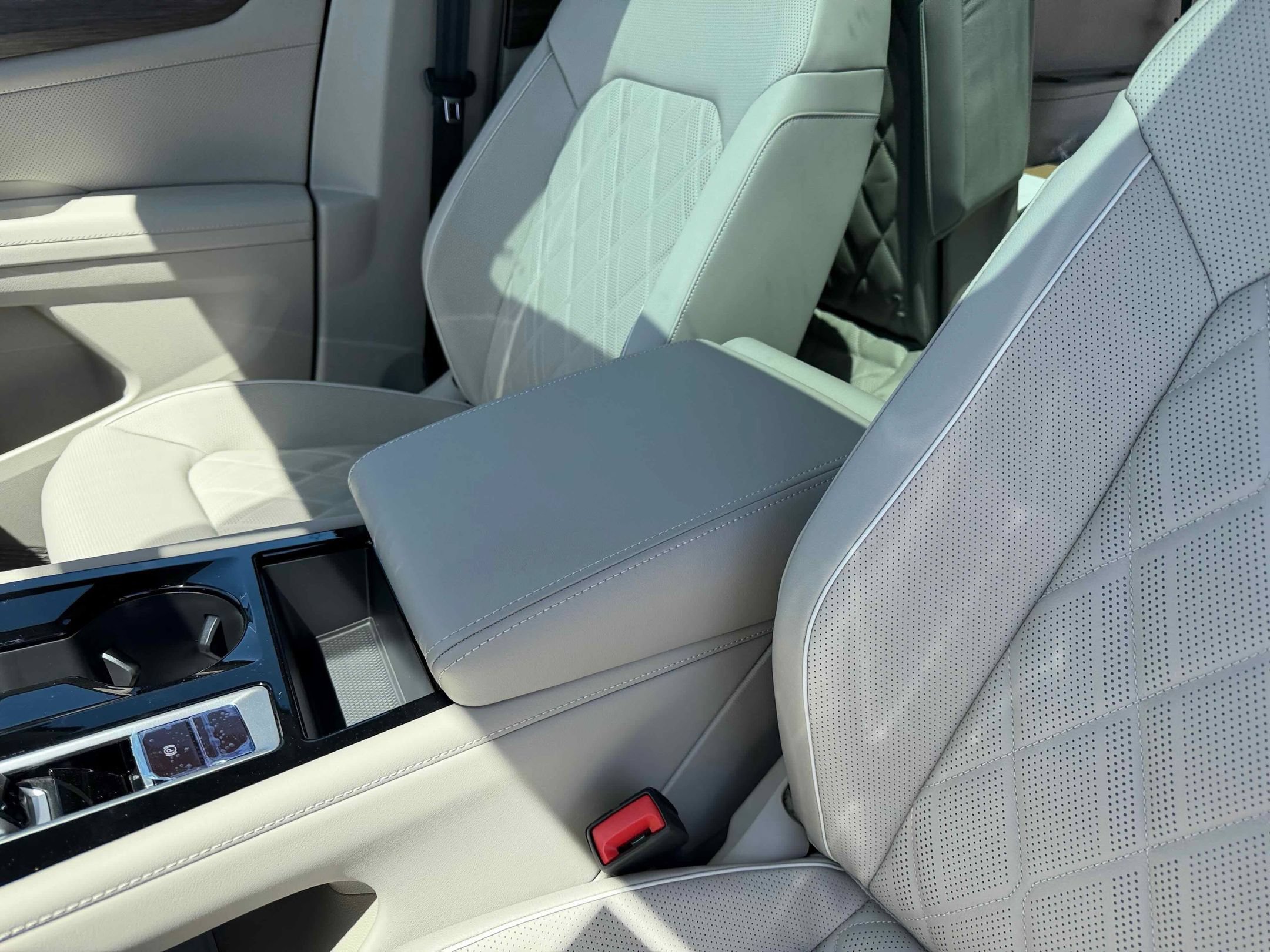 New 2026 Green Volkswagen 2.0T SEL Premium R-Line image 28