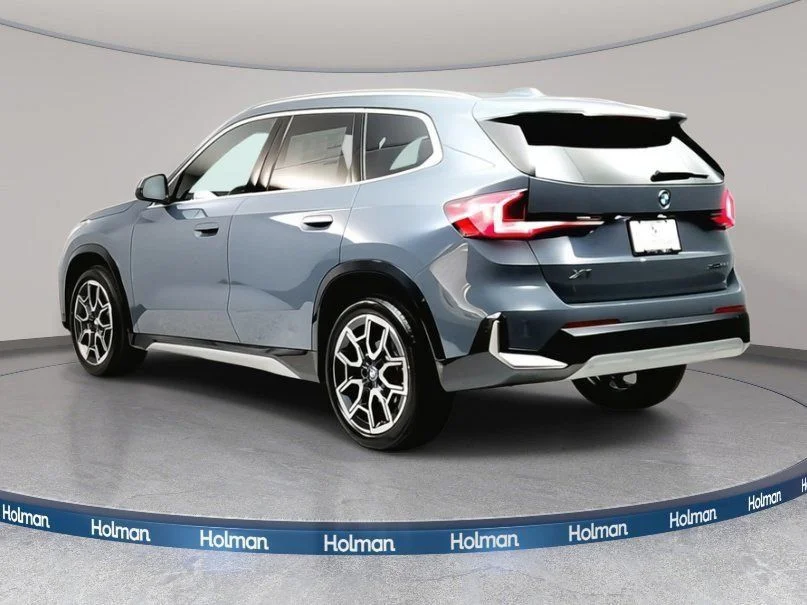 Used 2026 Storm Bay Metallic BMW xDrive28i image 3