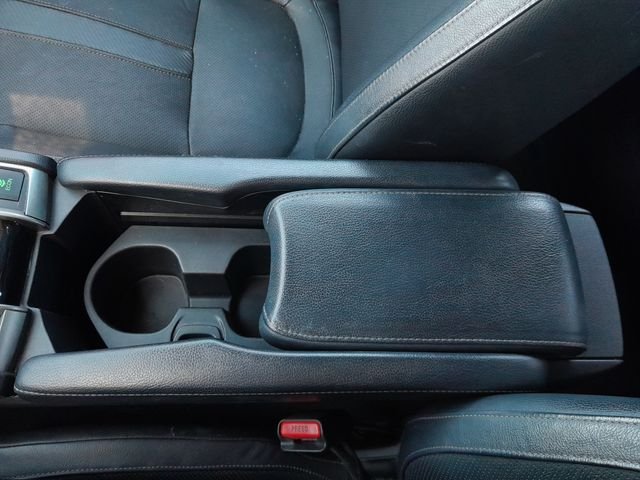 2017 Honda Civic Hatchback EX-L - Photo 25