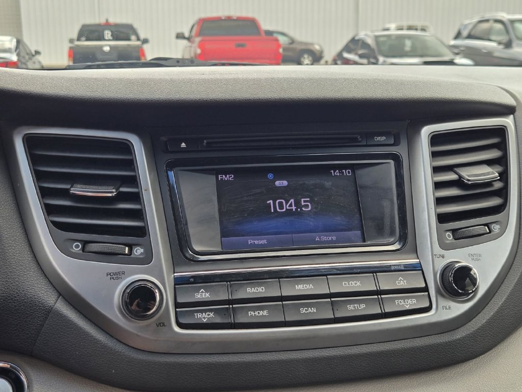 Used 2016 Gray Hyundai Sport image 27