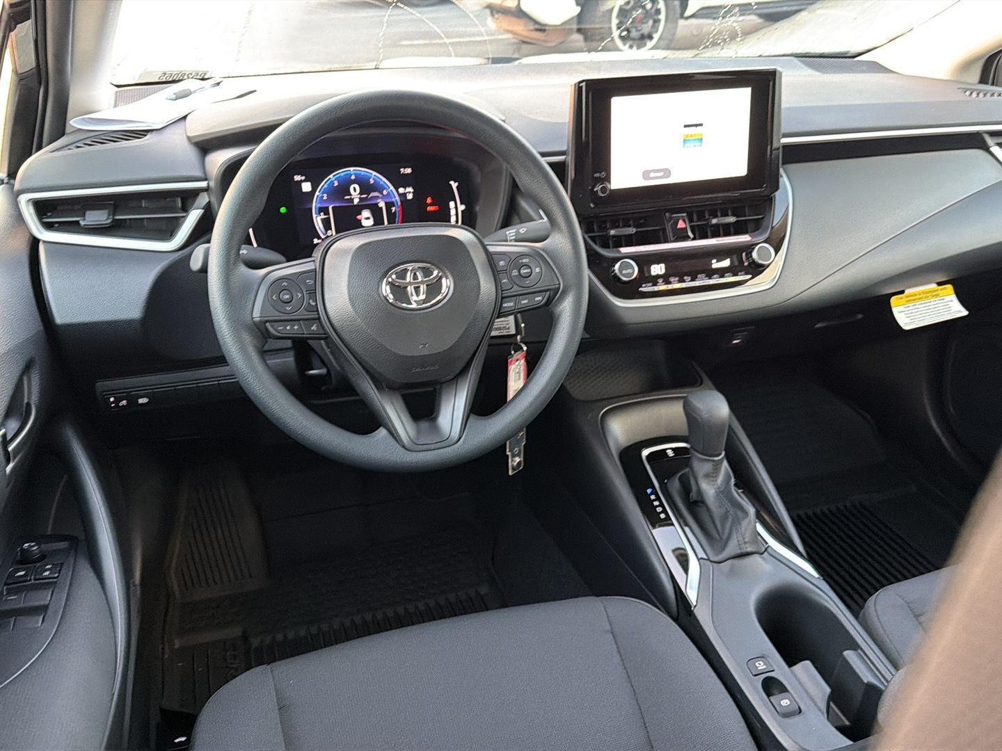 New 2027 Inked Toyota LE image 18
