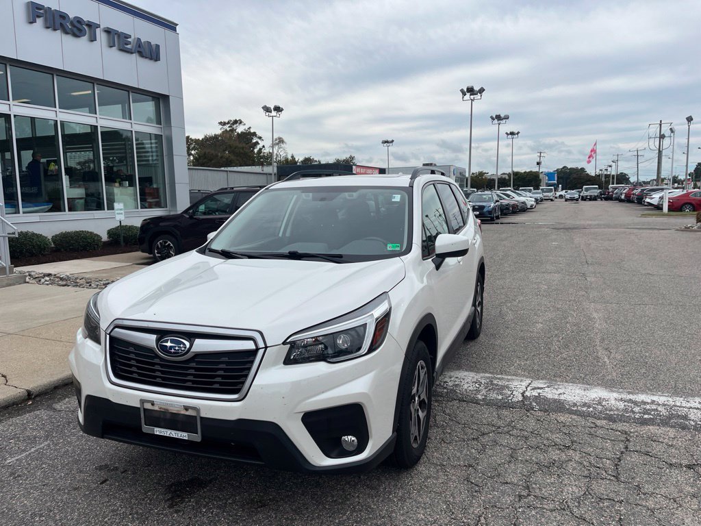 Certified Used 2021 White Subaru Premium image 7