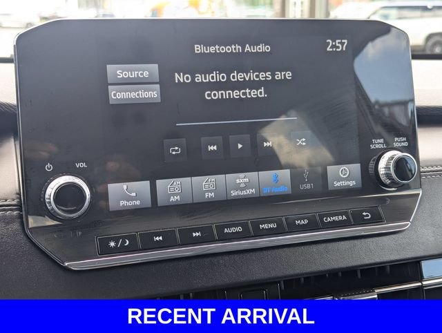 Used 2024  Mitsubishi SEL image 18
