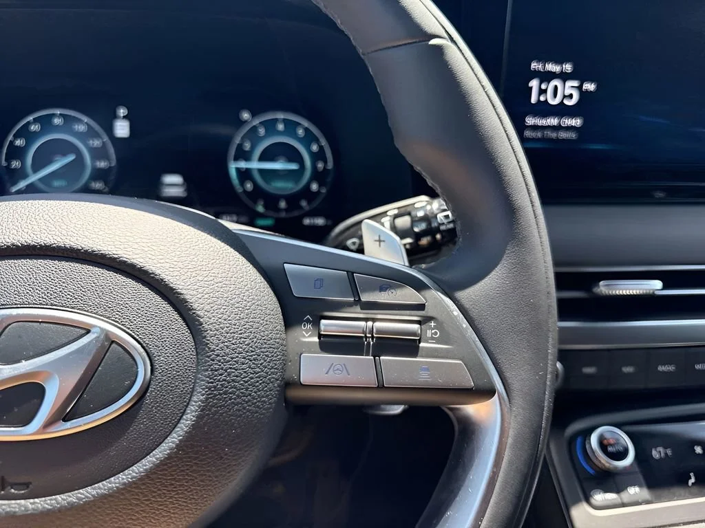 Used 2025  Hyundai Calligraphy Night Edition image 27