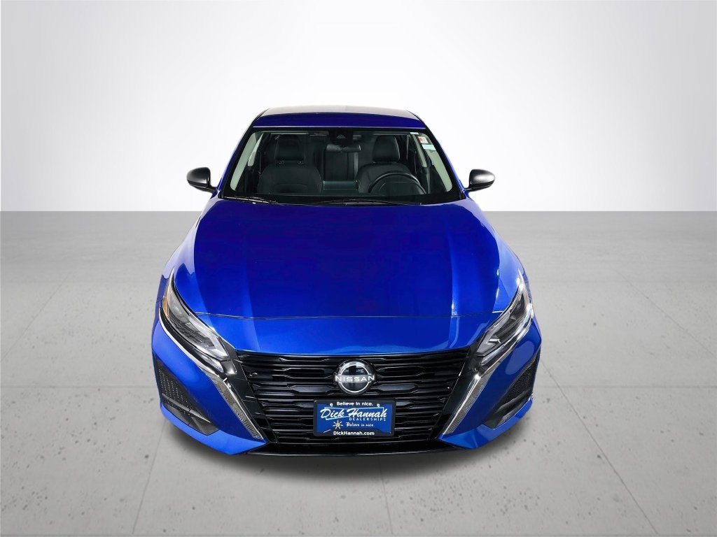 Used 2025 Bluestone Nissan 2.5 SV image 3