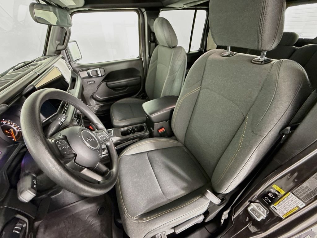 Used 2024 Gray Jeep Sport image 5