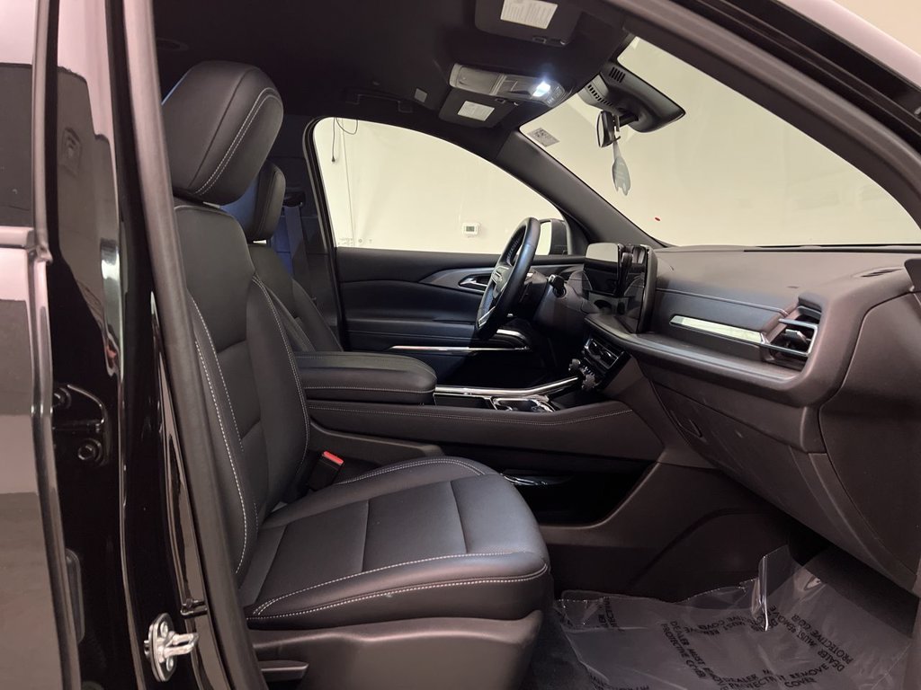 2025 Chevrolet Traverse LT - Photo 25