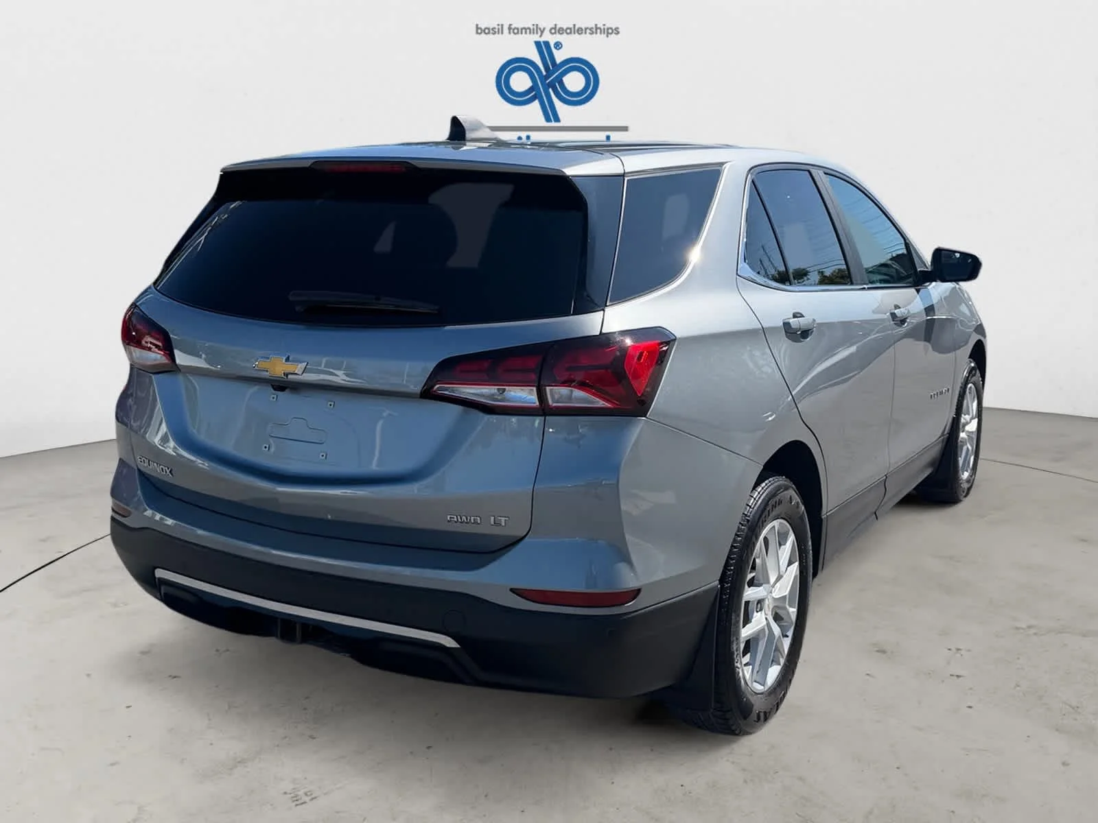 Used 2023 Sterling Gray Metallic Chevrolet LT image 6