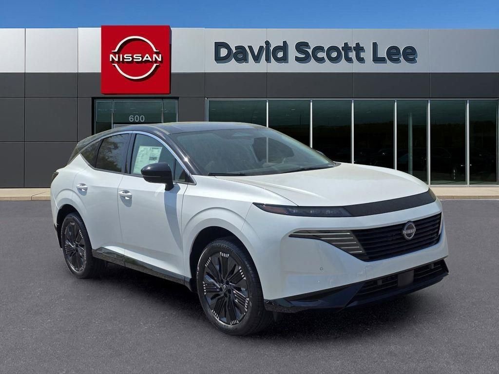 New 2026 White Nissan Platinum image 3