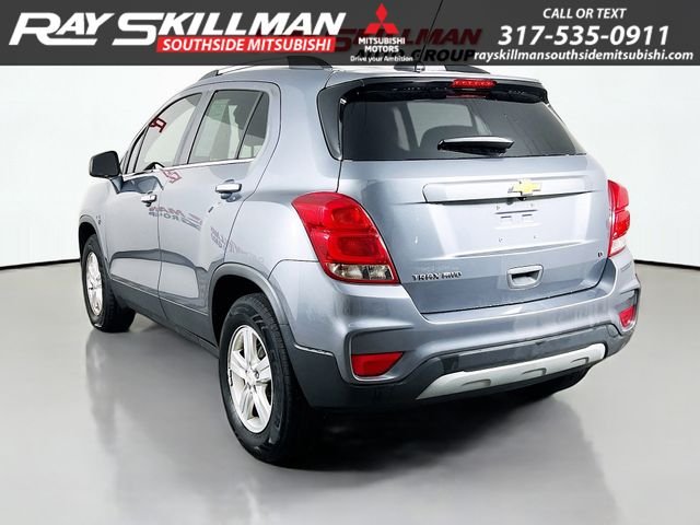 Used 2019 Gray Chevrolet LT image 5