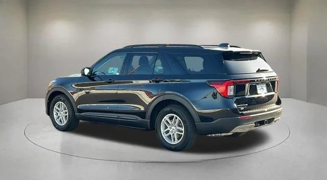 New 2026 Agate Black Metallic Ford Active image 25