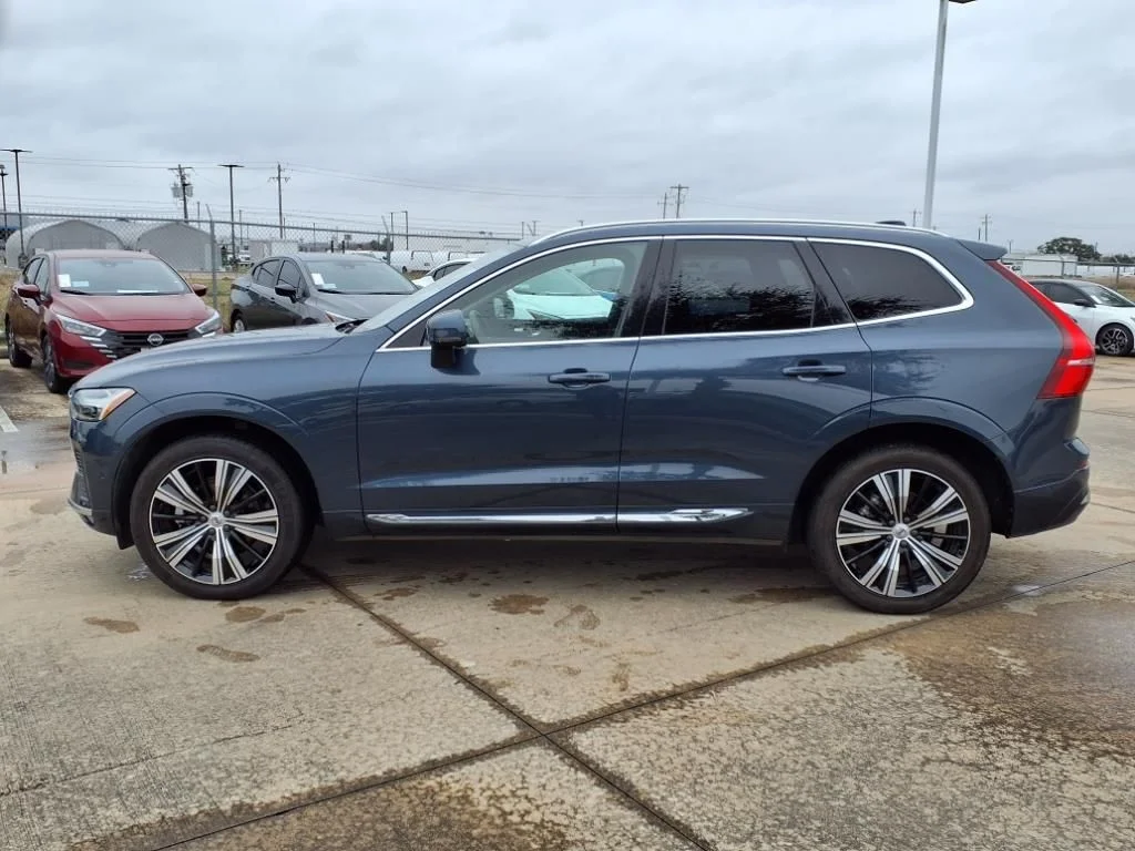 2023 Volvo XC60 Plus - Photo 13