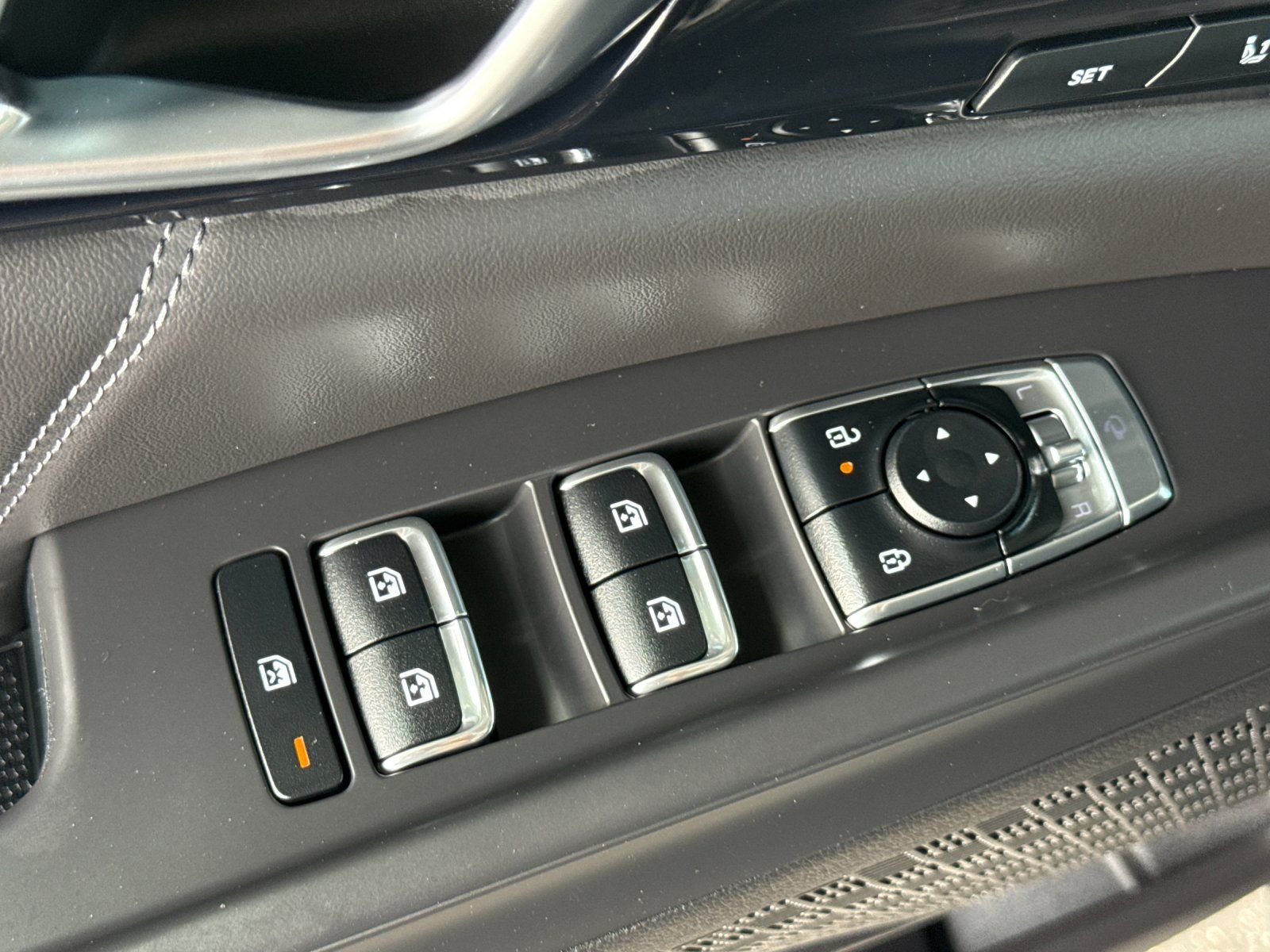 New 2026 Aurora Black Pearl Kia SX Prestige image 11