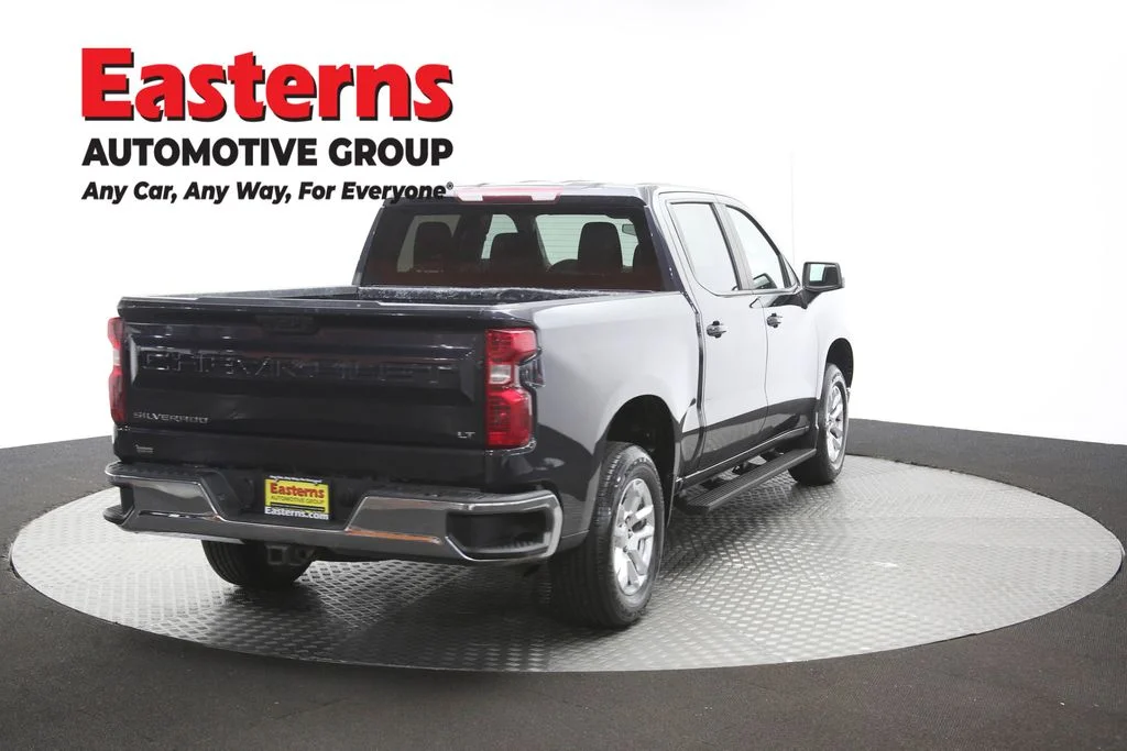 Used 2022 Gray Chevrolet LT image 39