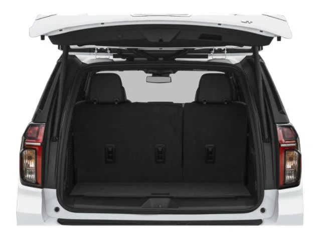 Used 2024 Summit White Chevrolet LT image 13