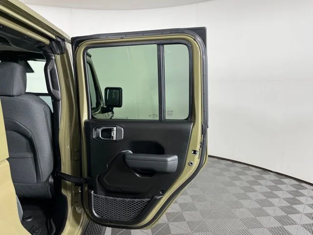 Used 2026 Green Jeep Sport S image 43
