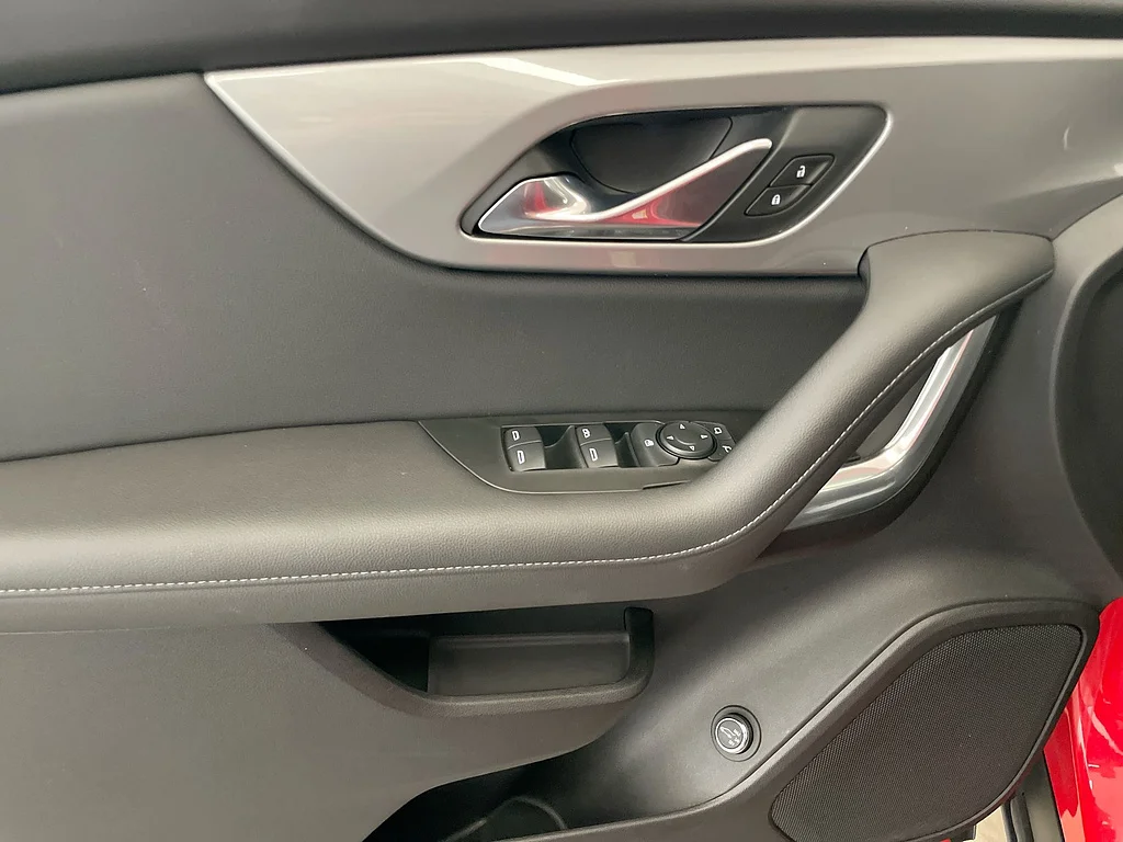 Used 2020 RED Chevrolet LT image 22