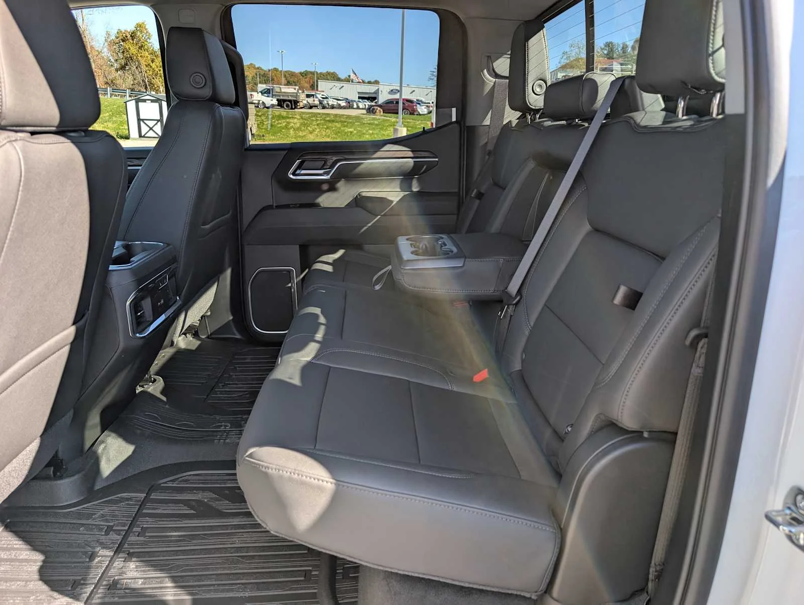 New 2026 Summit White GMC SLT image 20