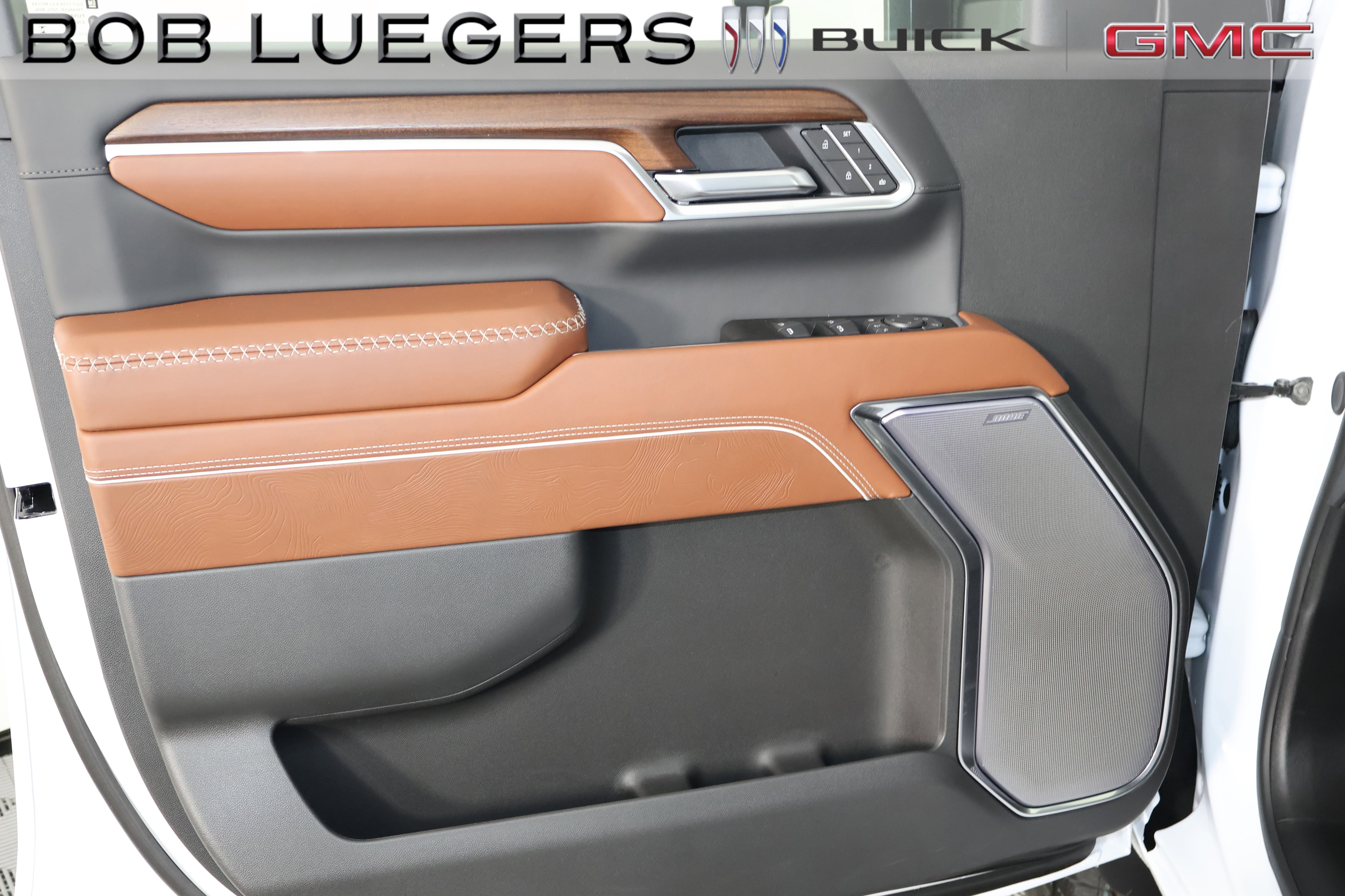 2026 GMC Sierra 2500HD Denali Ultimate - Photo 10