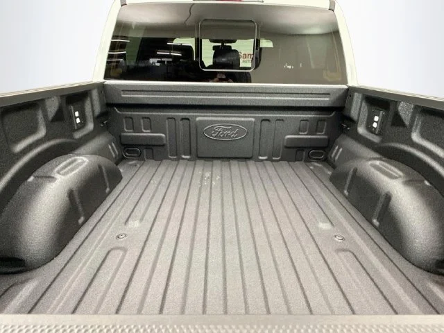 New 2026 Star White Metallic Tri-Coat Ford Lariat® image 28