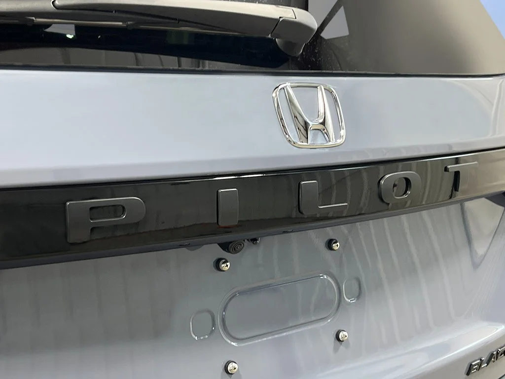 New 2026 Gray Pearl Honda Black Edition image 7