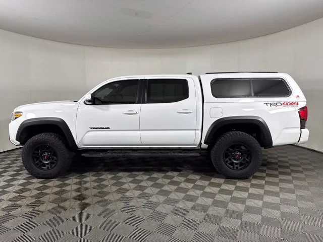 Certified Used 2018 Super White Toyota TRD Off-Road image 7