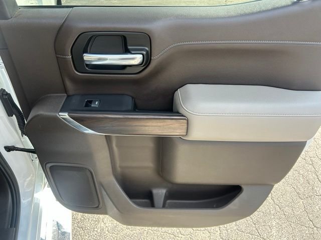 Used 2020 White GMC SLT image 4