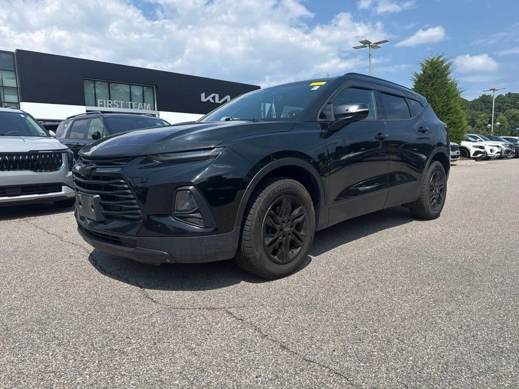 Used 2020 Black Chevrolet LT image 2