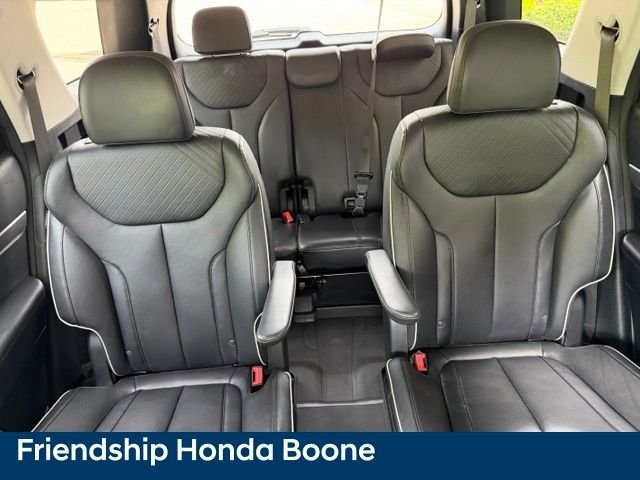 Used 2024 White Hyundai SEL image 34