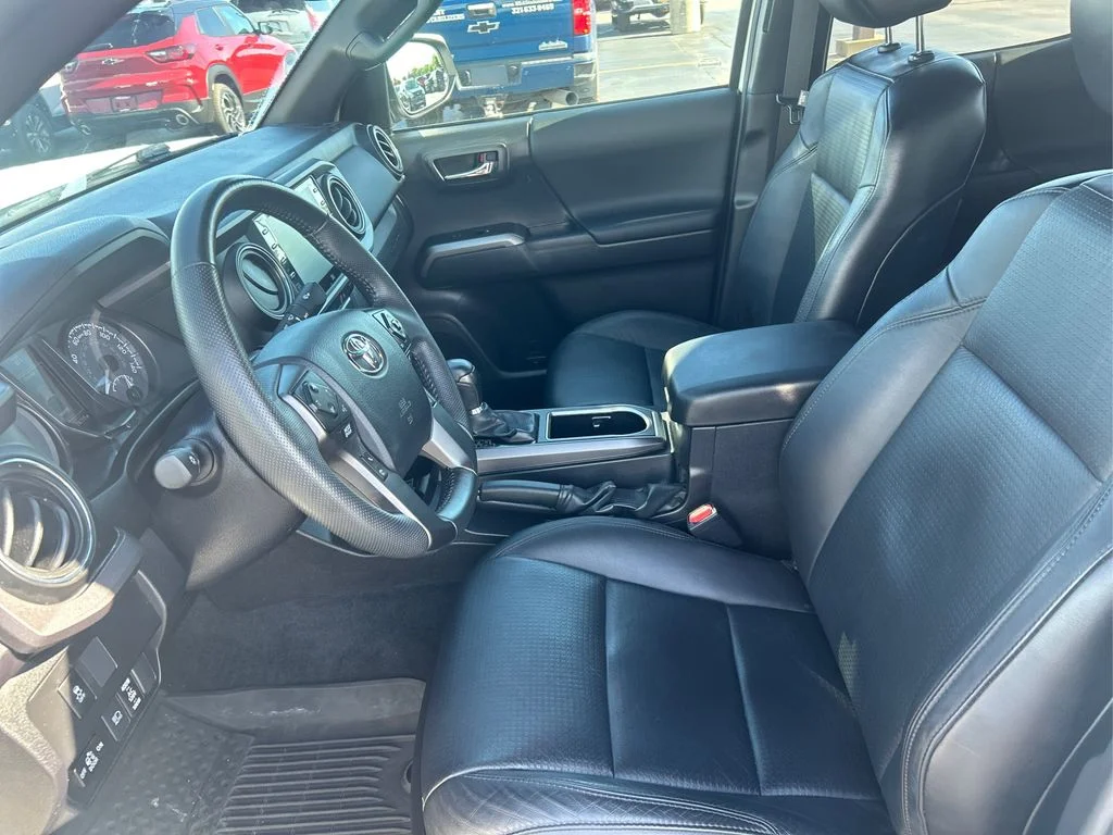 Used 2023 Ice Toyota TRD Off-Road image 20