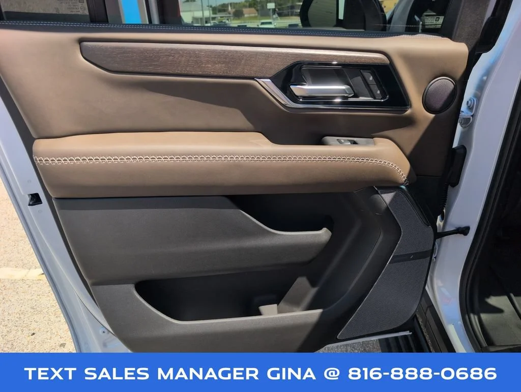 New 2026 Glacier White Tricoat GMC Denali Ultimate image 36