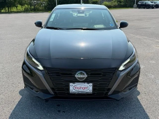 New 2026 Super Black Nissan 2.5 SV image 2