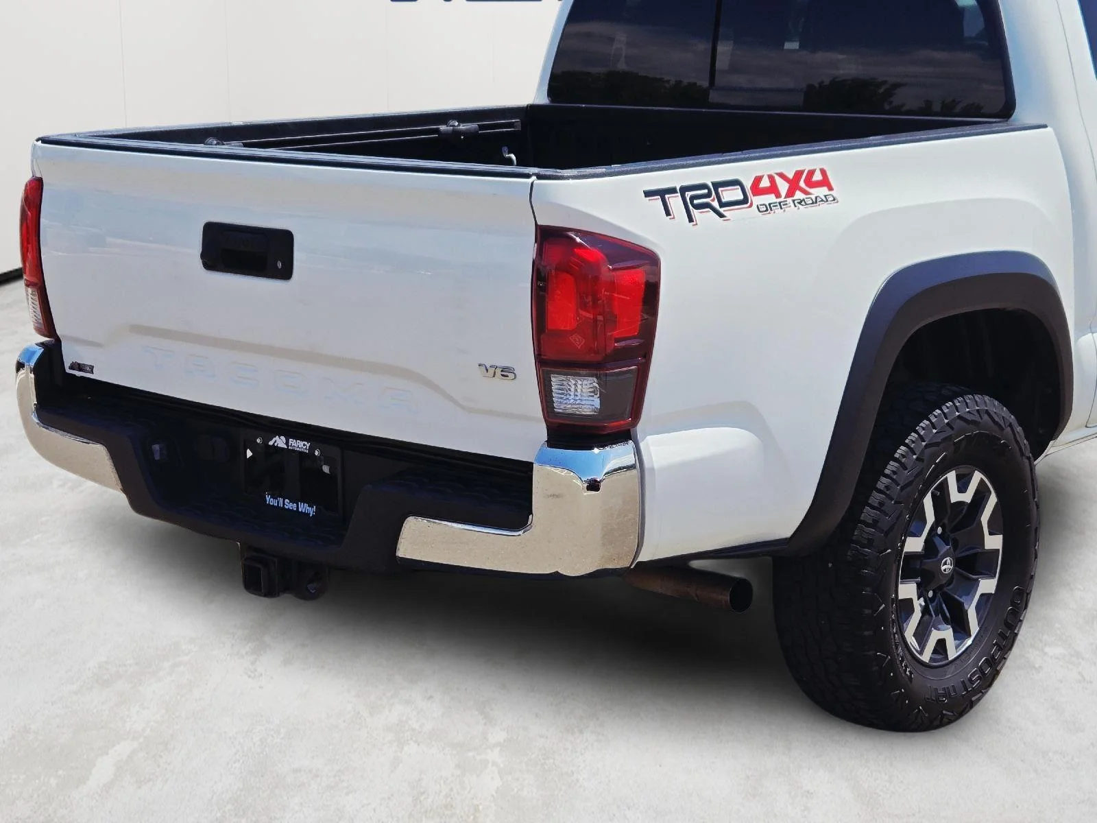Used 2019 Super White Toyota TRD Off Road image 8